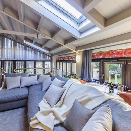 Venice New Luxury Residence ภายนอก รูปภาพ