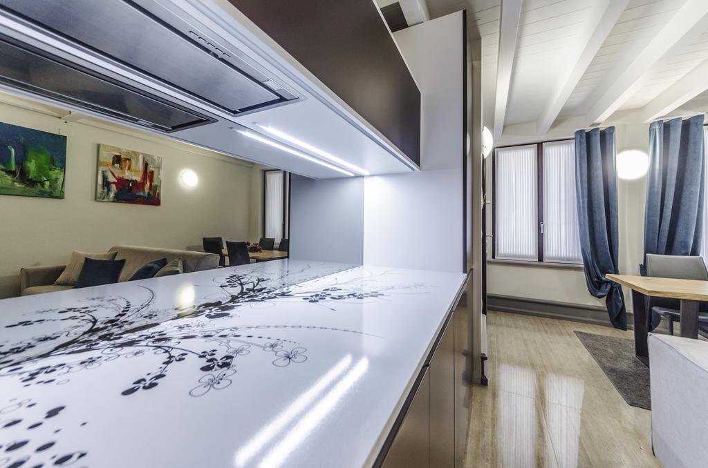 Venice New Luxury Residence ภายนอก รูปภาพ